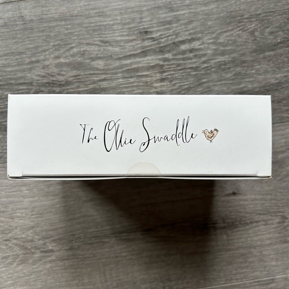 New in Box Ollie Swaddle, Sky - Picture 3 of 5